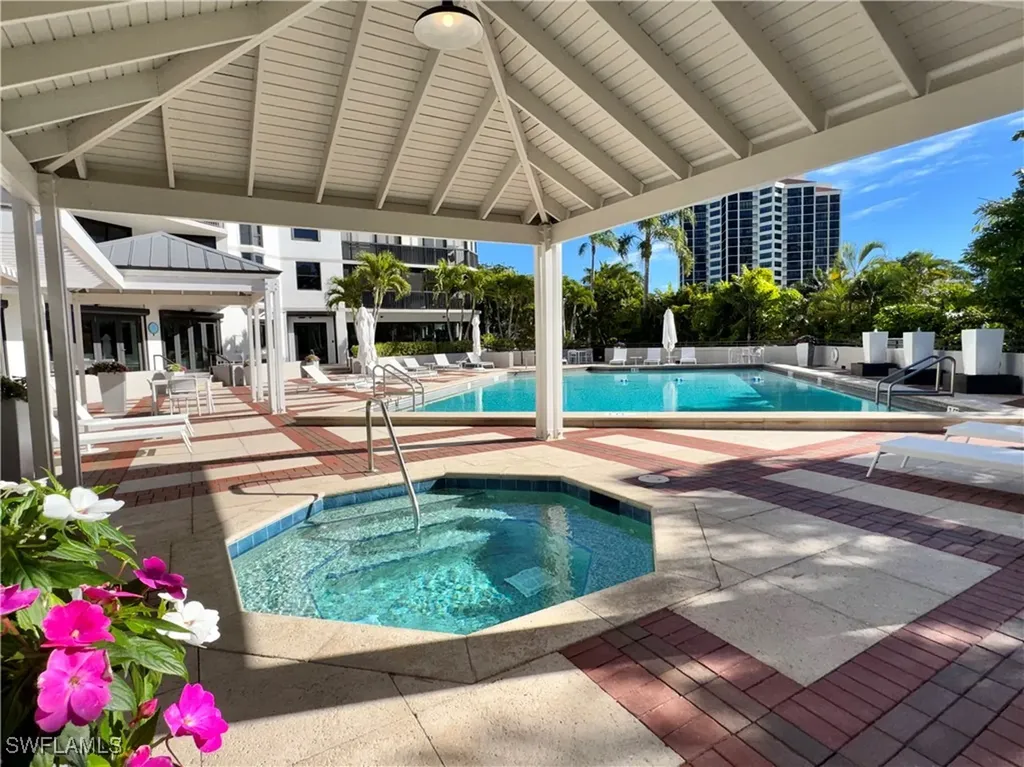 6075 Pelican Bay Boulevard Naples FL 34108