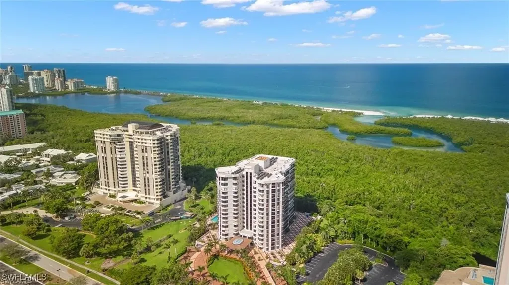 6075 Pelican Bay Boulevard Naples FL 34108