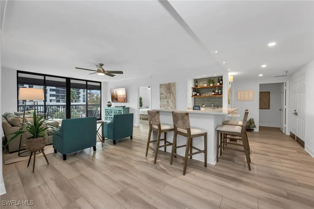 6075 Pelican Bay Boulevard Naples FL 34108