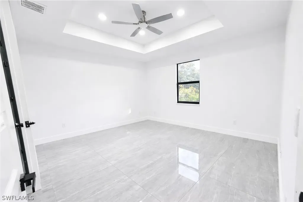 4100 E 14th Street Lehigh Acres FL 33972
