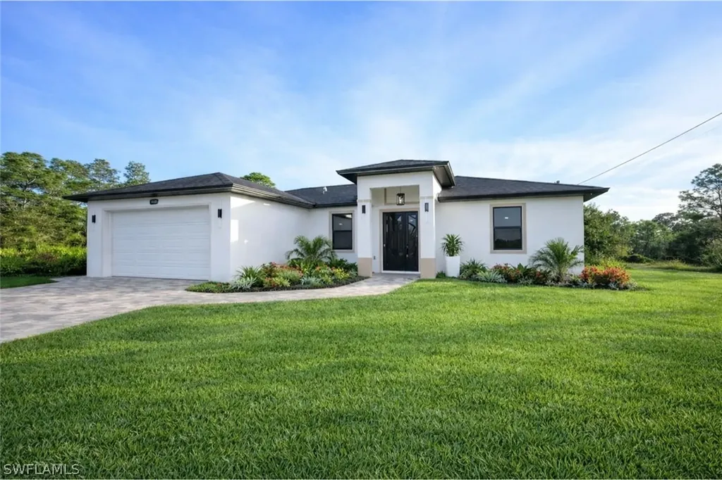 4100 E 14th Street Lehigh Acres FL 33972