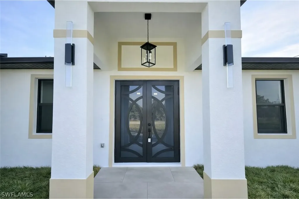 4100 E 14th Street Lehigh Acres FL 33972