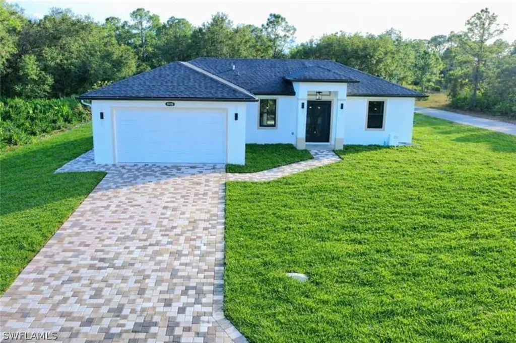 4100 E 14th Street Lehigh Acres FL 33972