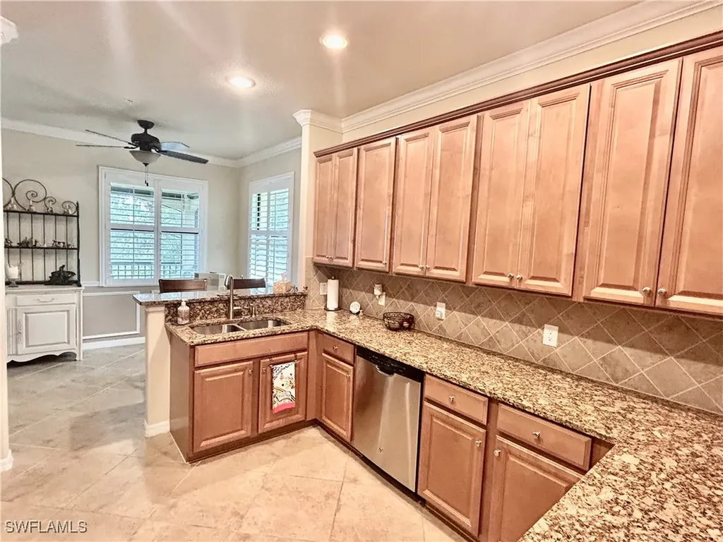 9511 Napoli Lane Naples FL 34113