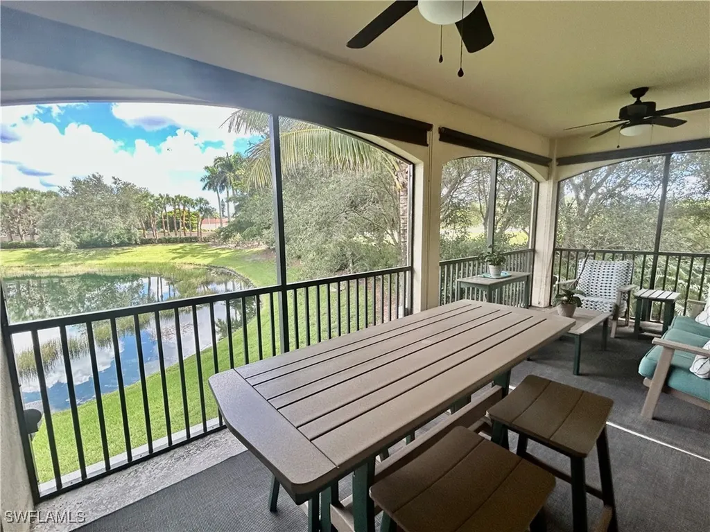 9511 Napoli Lane Naples FL 34113