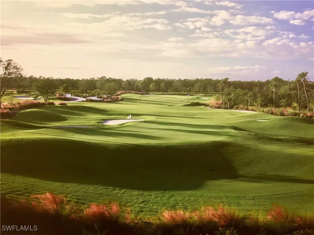 9511 Napoli Lane Naples FL 34113