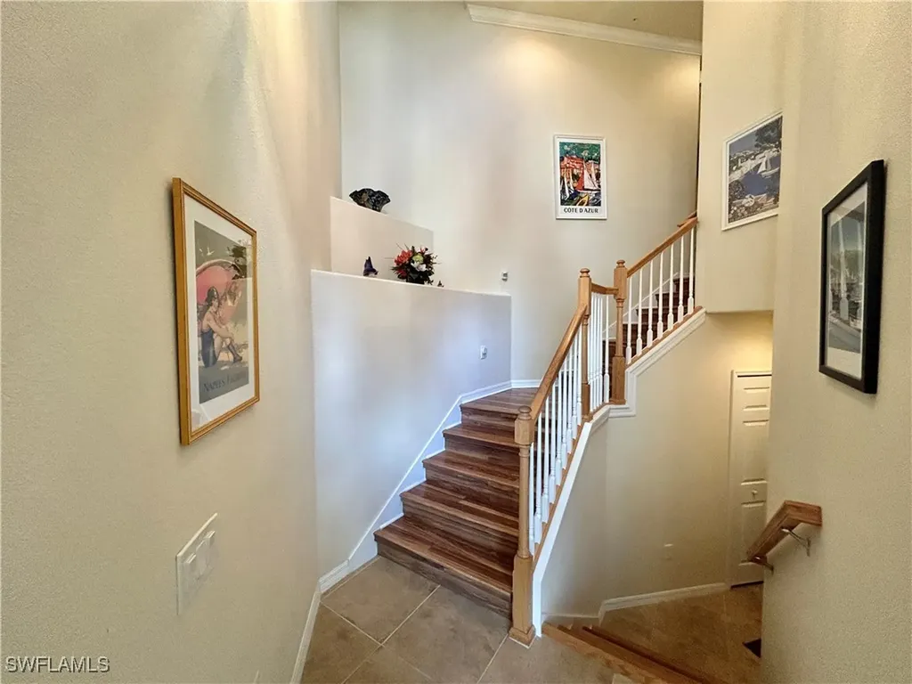 9511 Napoli Lane Naples FL 34113