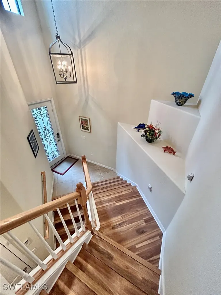 9511 Napoli Lane Naples FL 34113