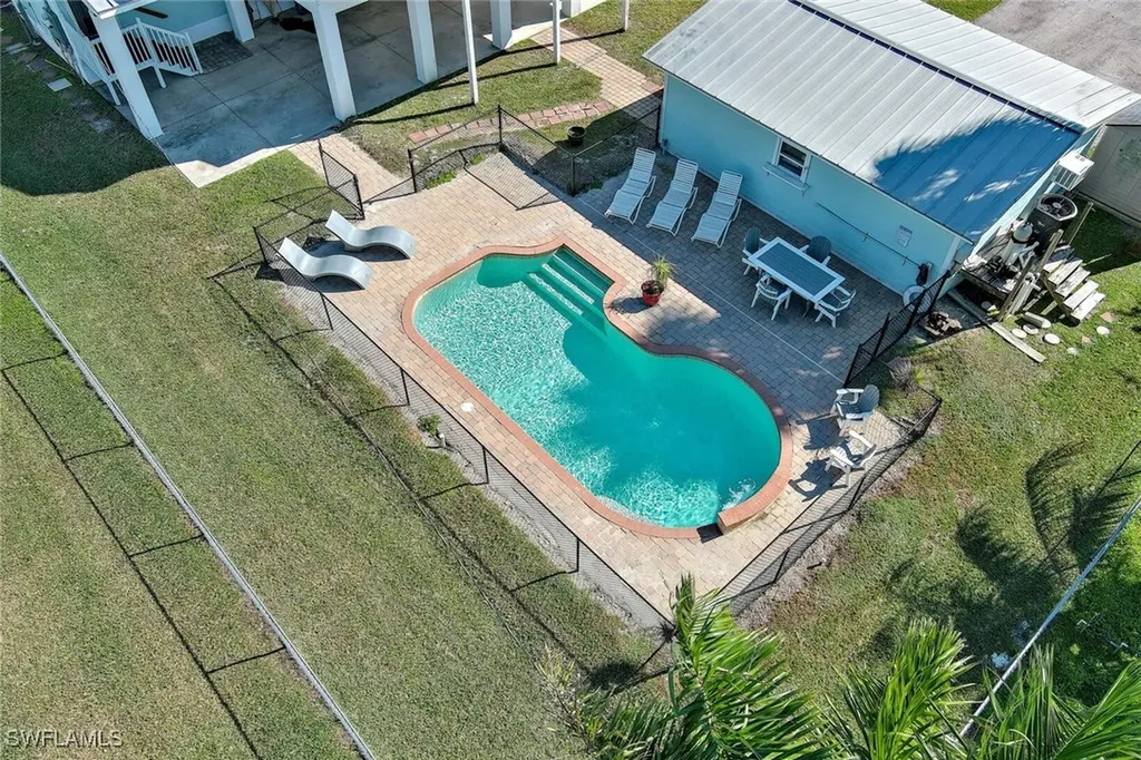407 Copeland Avenue N Everglades City FL 34139
