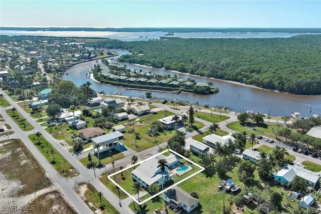 407 Copeland Avenue N Everglades City FL 34139
