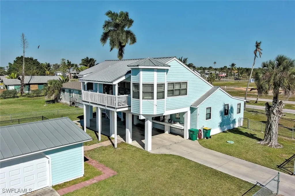 407 Copeland Avenue N Everglades City FL 34139