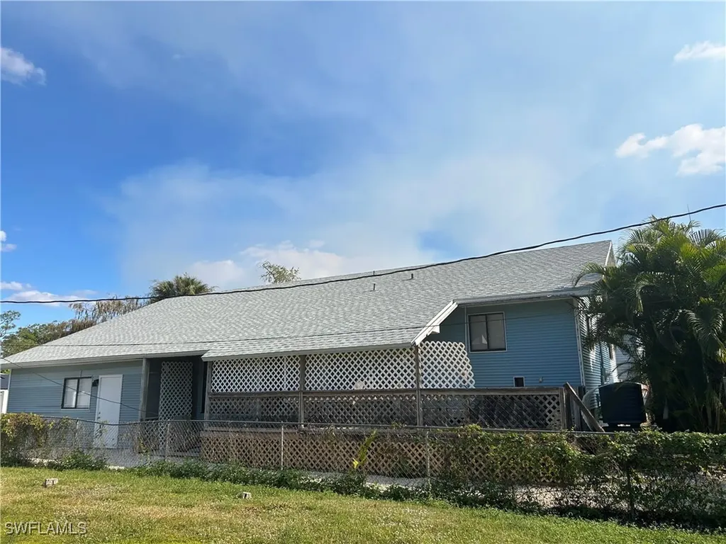 281 Benson Street E Naples FL 34113