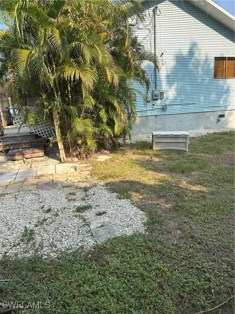281 Benson Street E Naples FL 34113