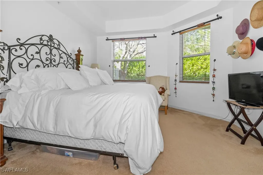 1405 Mariposa Circle Naples FL 34105