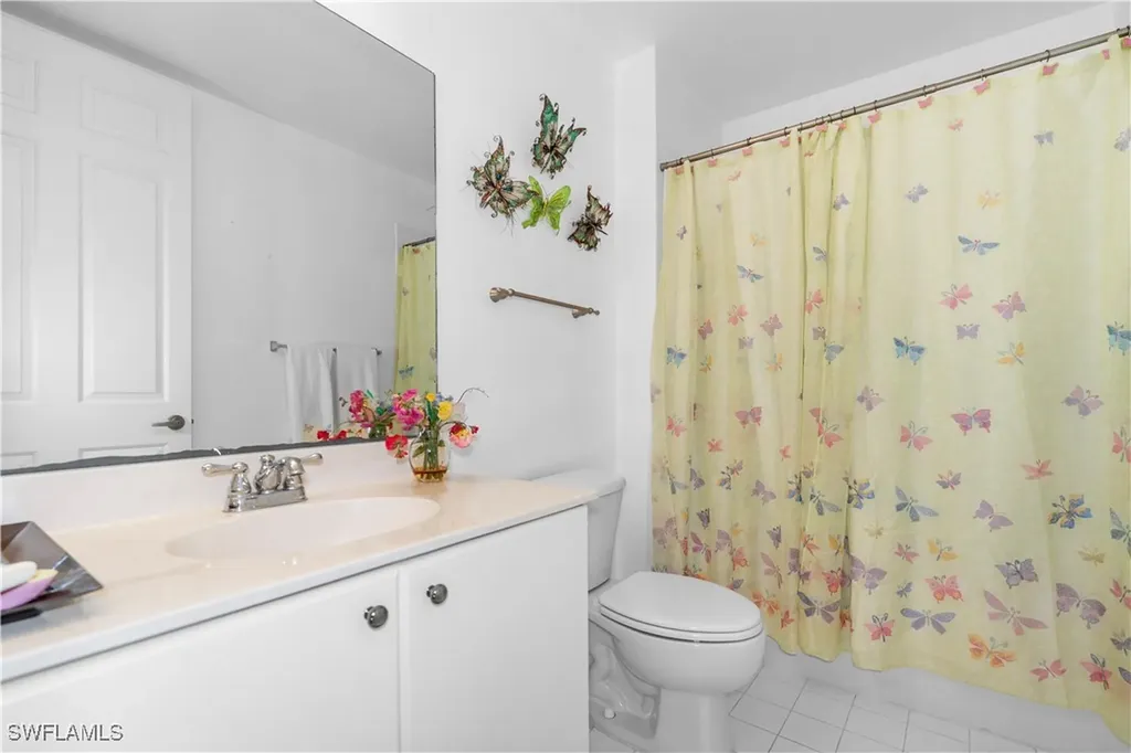 1405 Mariposa Circle Naples FL 34105