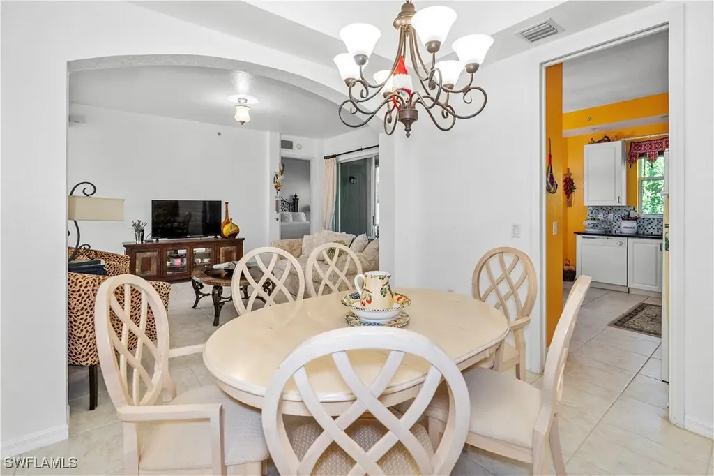 1405 Mariposa Circle Naples FL 34105