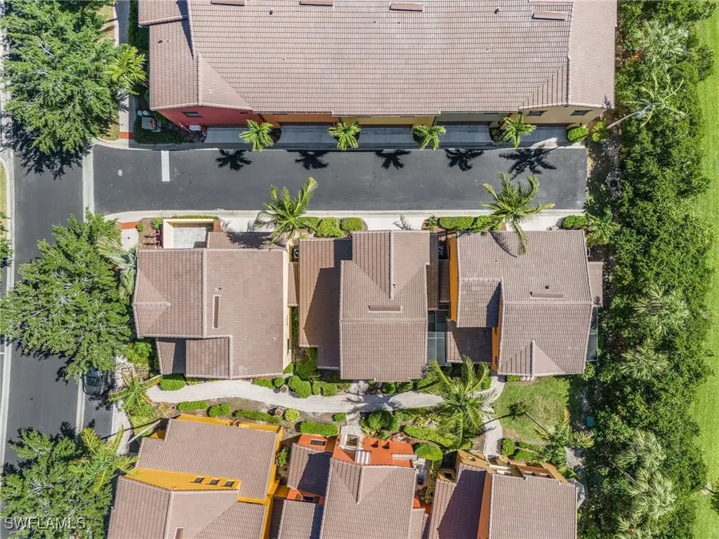 9118 Chula Vista Street Naples FL 34113