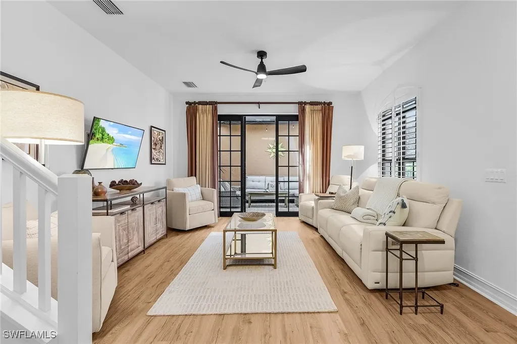 9118 Chula Vista Street Naples FL 34113