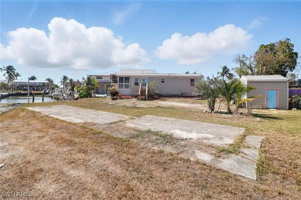 177 Lopez Lane Chokoloskee FL 34138