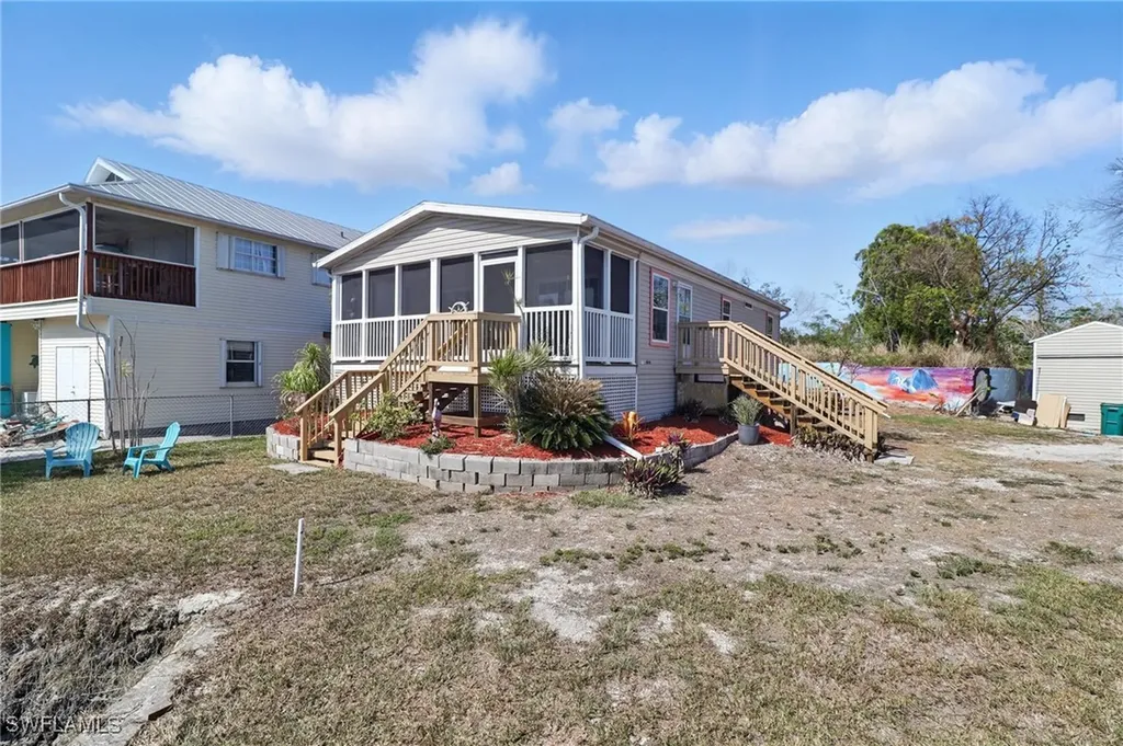 177 Lopez Lane Chokoloskee FL 34138