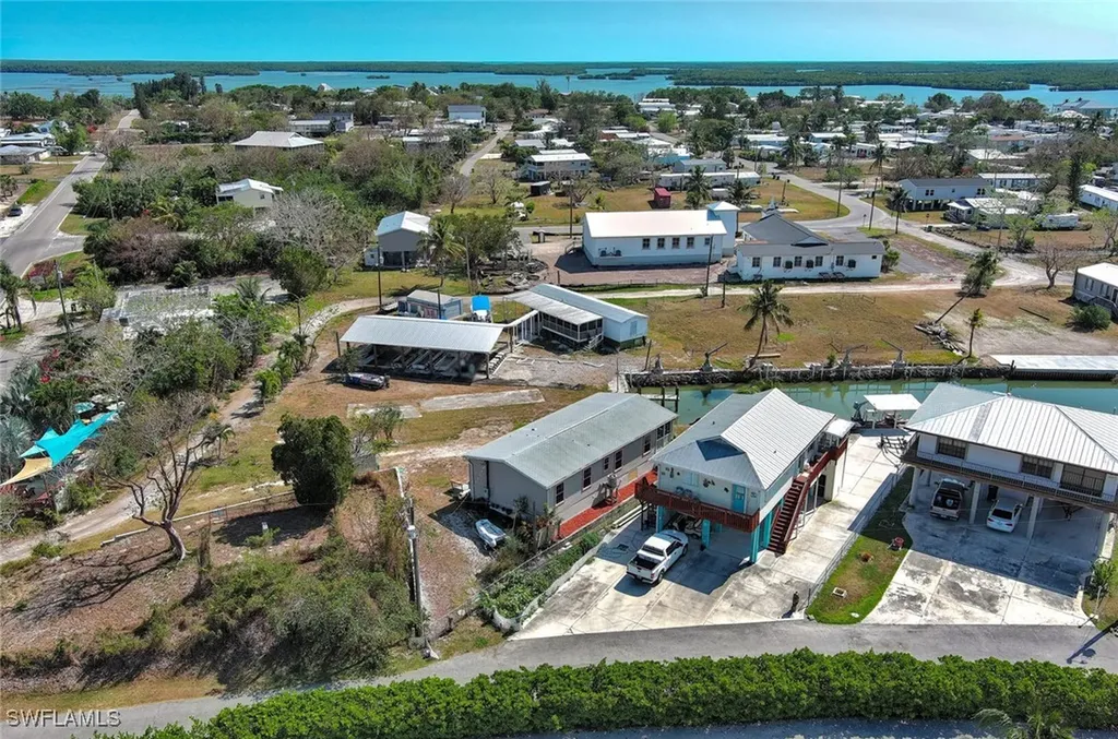 177 Lopez Lane Chokoloskee FL 34138