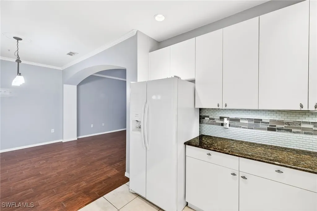 3258 Tamara Drive Naples FL 34109