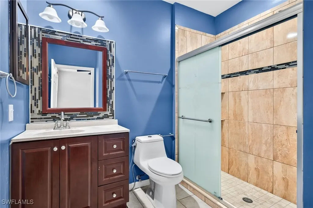 3258 Tamara Drive Naples FL 34109