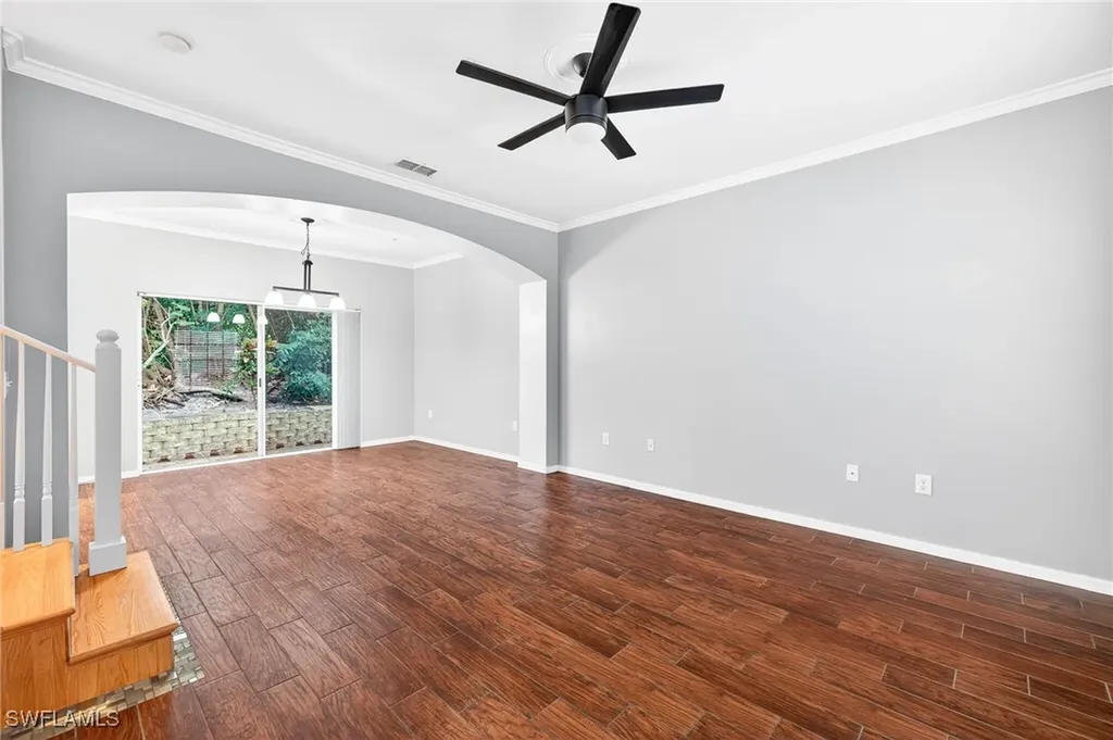 3258 Tamara Drive Naples FL 34109