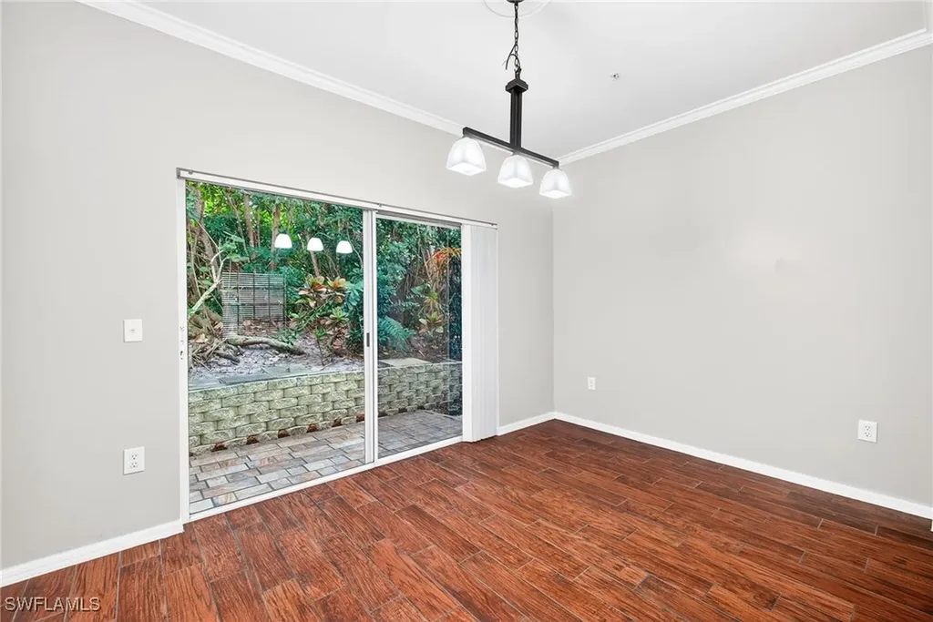 3258 Tamara Drive Naples FL 34109