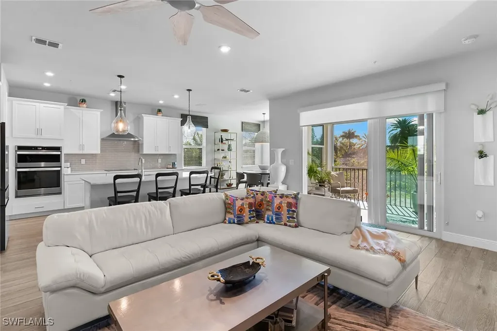 4688 Arboretum Circle Naples FL 34112