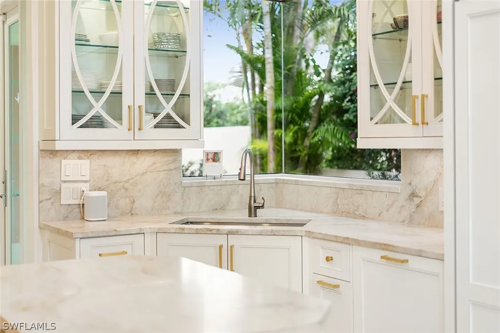 248 Point Salerno Naples FL 34108