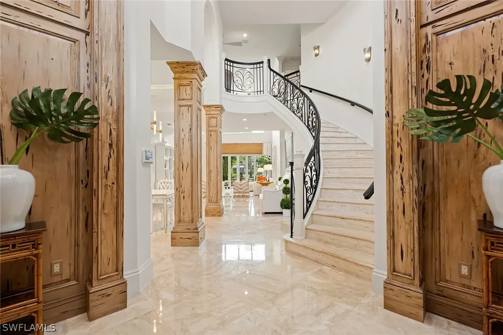 248 Point Salerno Naples FL 34108