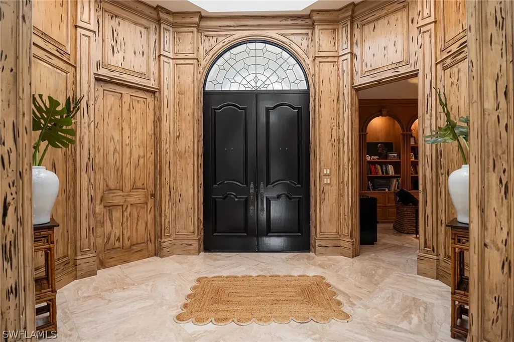 248 Point Salerno Naples FL 34108