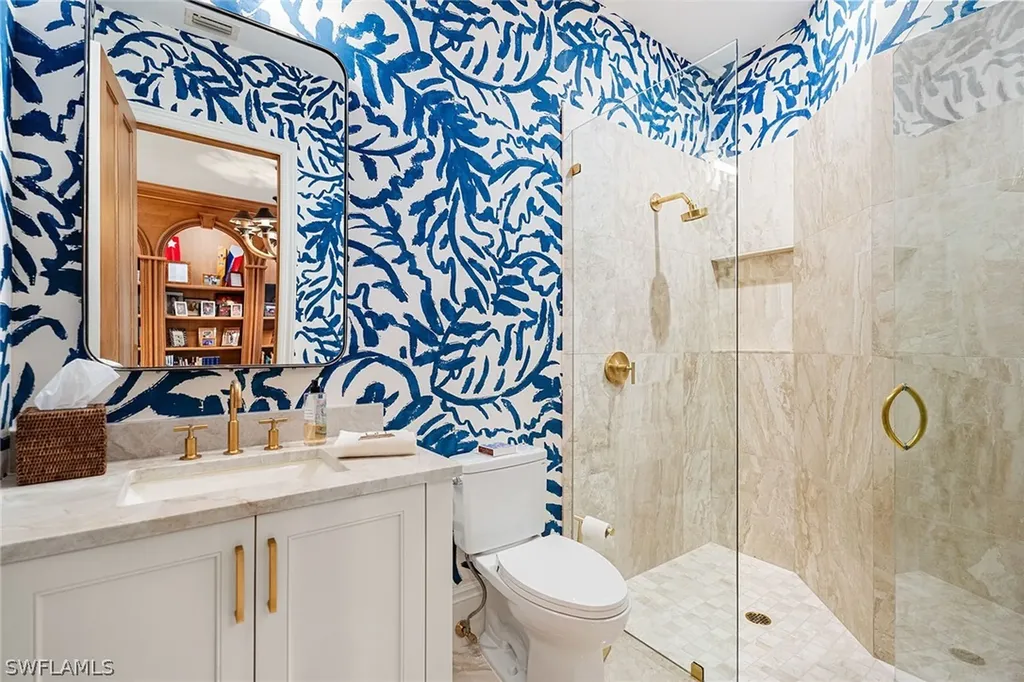 248 Point Salerno Naples FL 34108