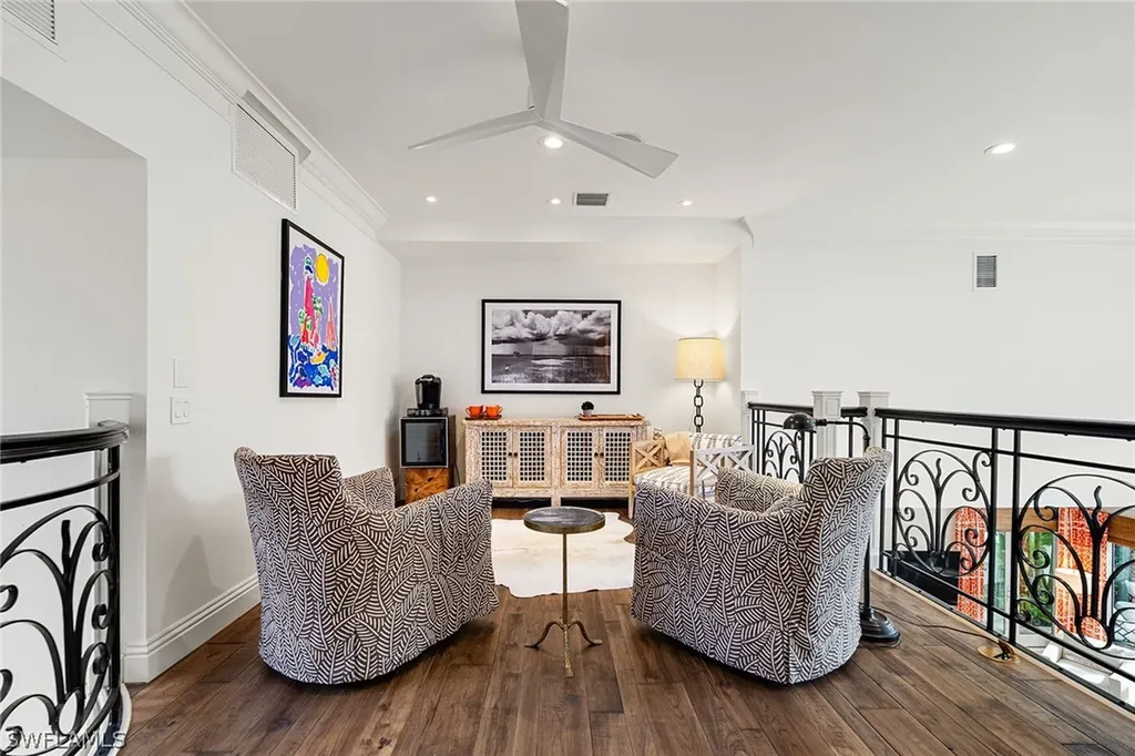 248 Point Salerno Naples FL 34108
