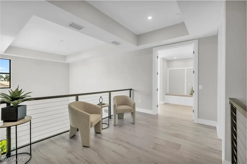 107 W Hilo Street Naples FL 34113