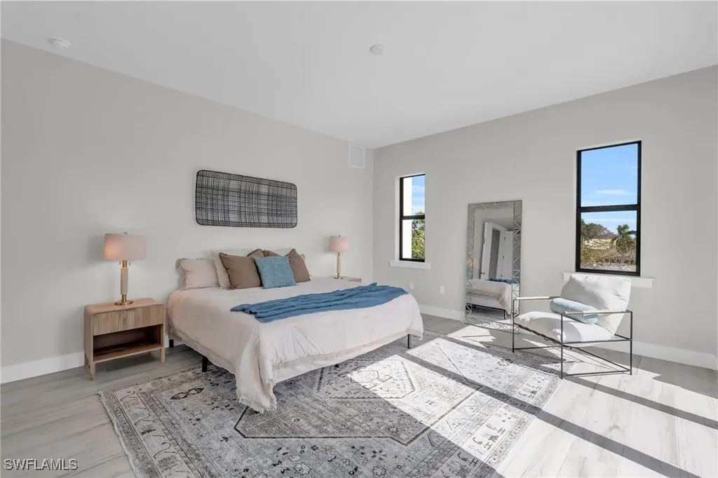 107 W Hilo Street Naples FL 34113