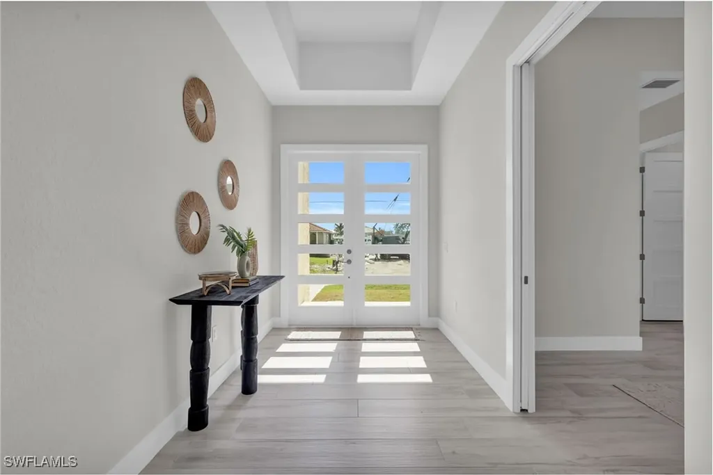 107 W Hilo Street Naples FL 34113