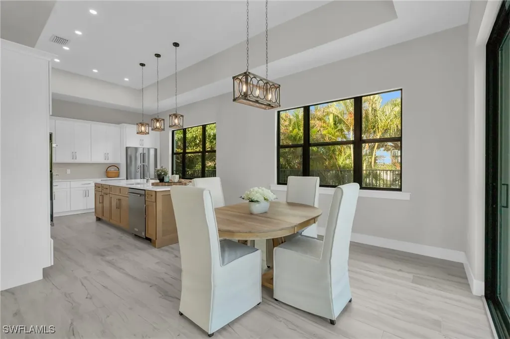 107 W Hilo Street Naples FL 34113