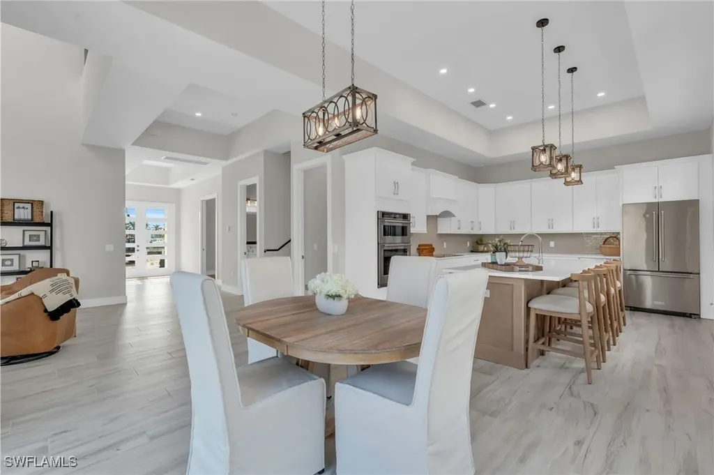 107 W Hilo Street Naples FL 34113