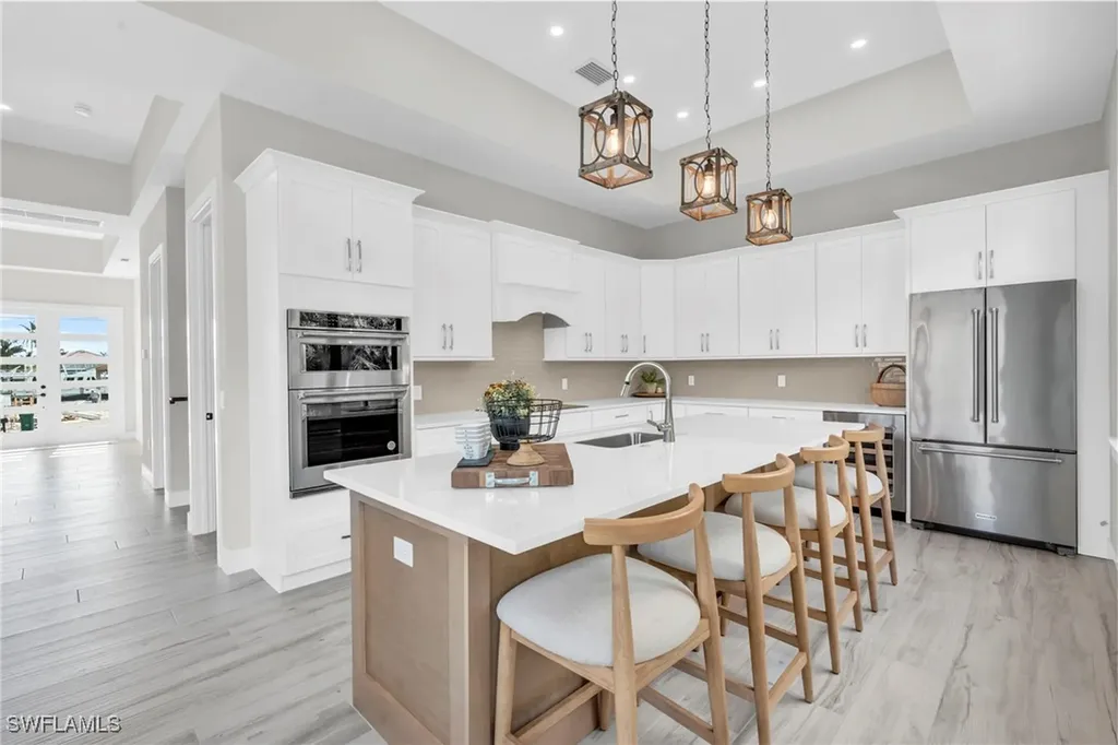 107 W Hilo Street Naples FL 34113