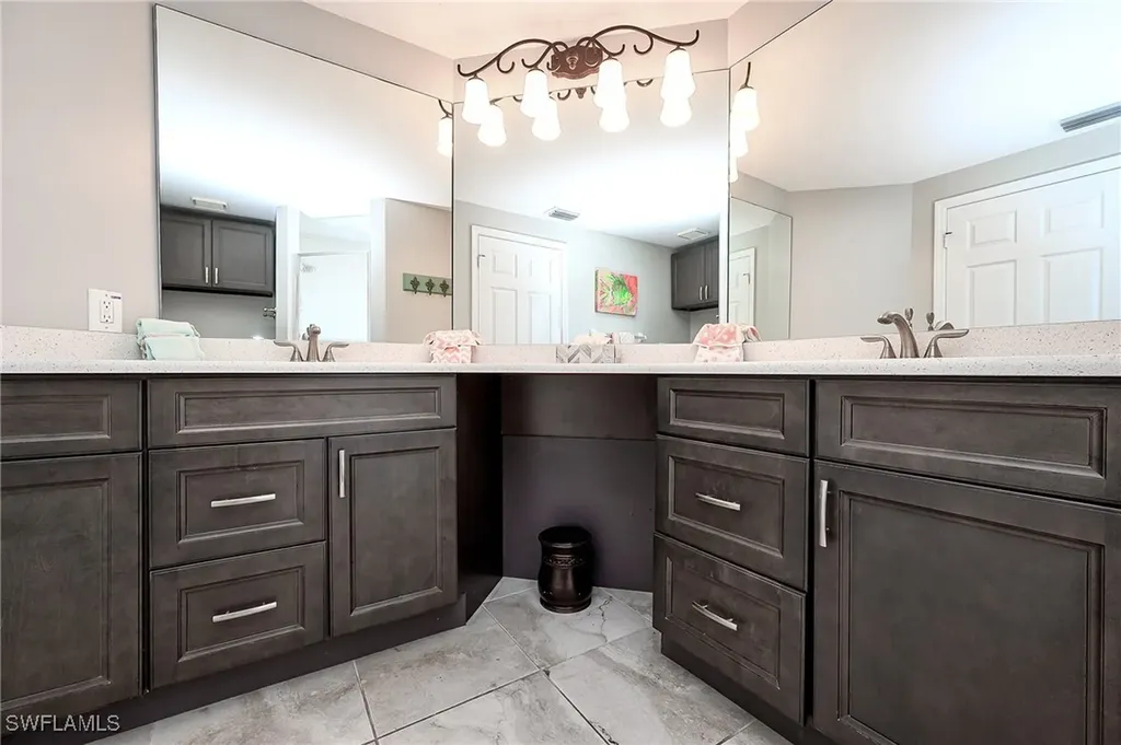 2841 Citrus Lake Drive Naples FL 34109