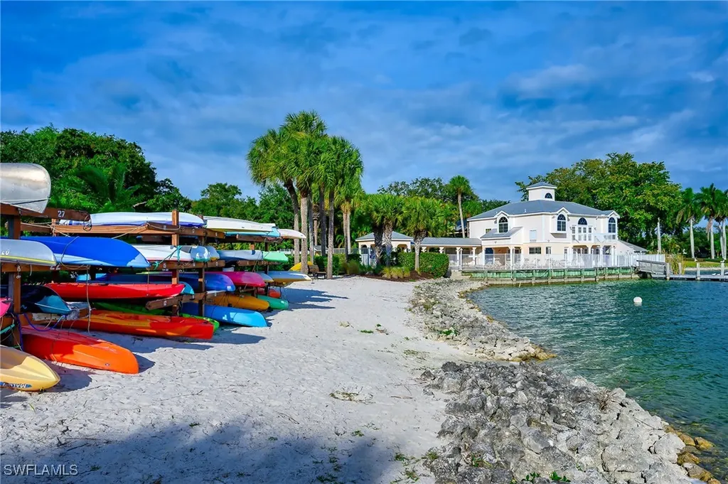 2841 Citrus Lake Drive Naples FL 34109