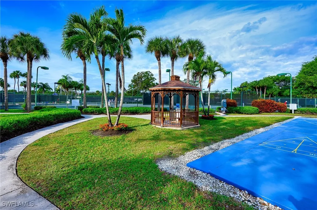 2841 Citrus Lake Drive Naples FL 34109