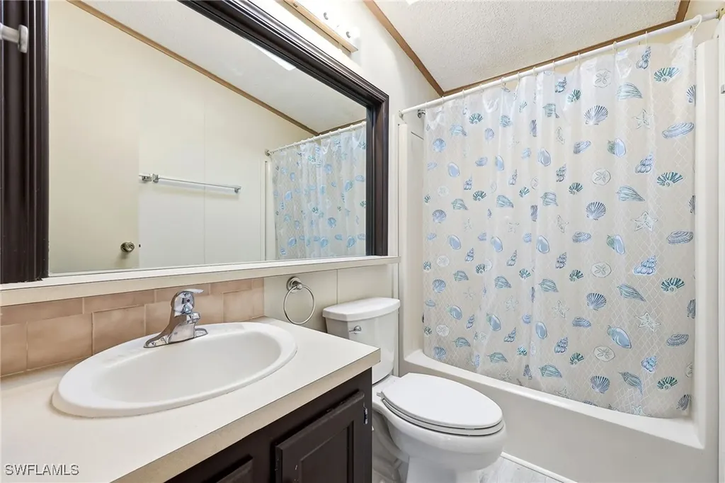 1753 Beverly Drive Naples FL 34114