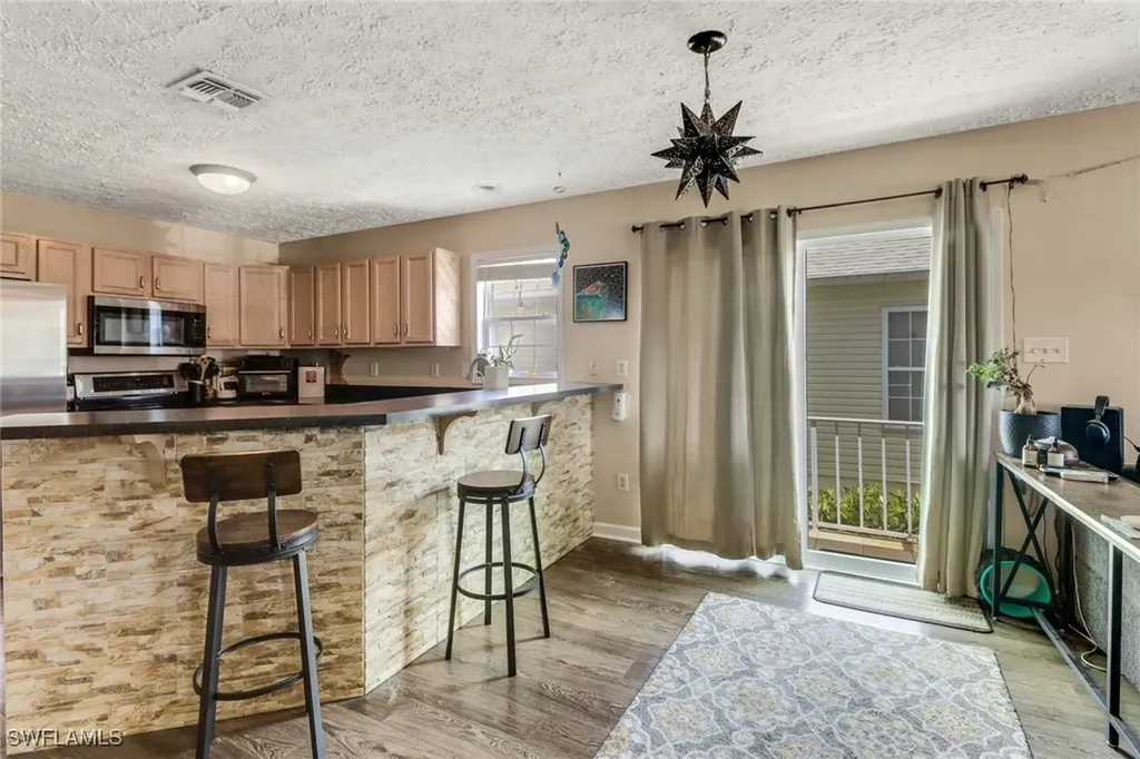 398 Leawood Circle Naples FL 34104