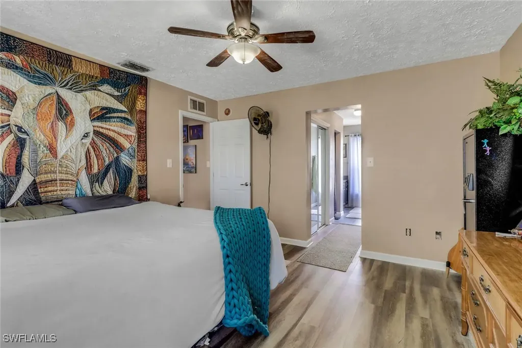 398 Leawood Circle Naples FL 34104