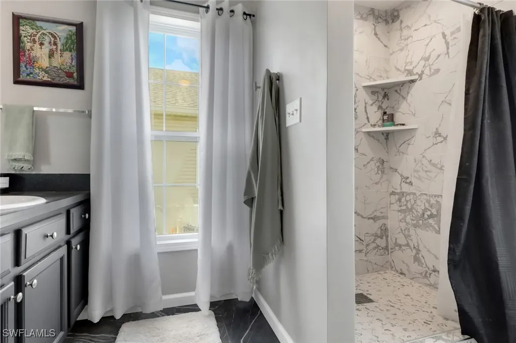 398 Leawood Circle Naples FL 34104