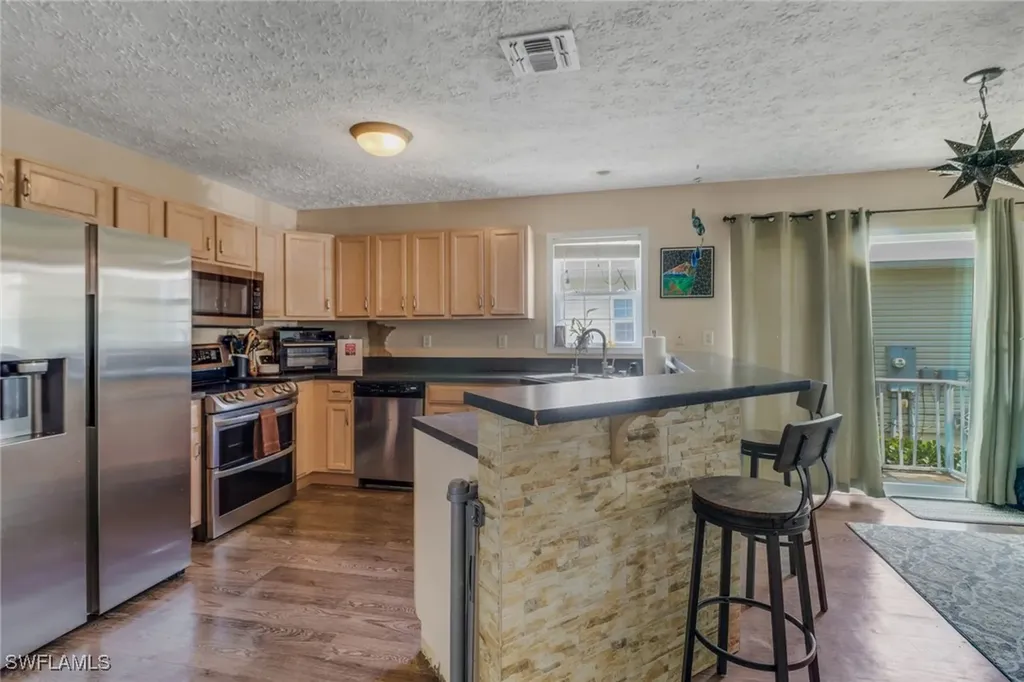 398 Leawood Circle Naples FL 34104