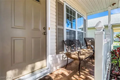 398 Leawood Circle Naples FL 34104